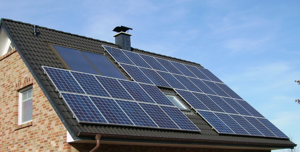 Which is Better; To Lease or Own Solar Panels?